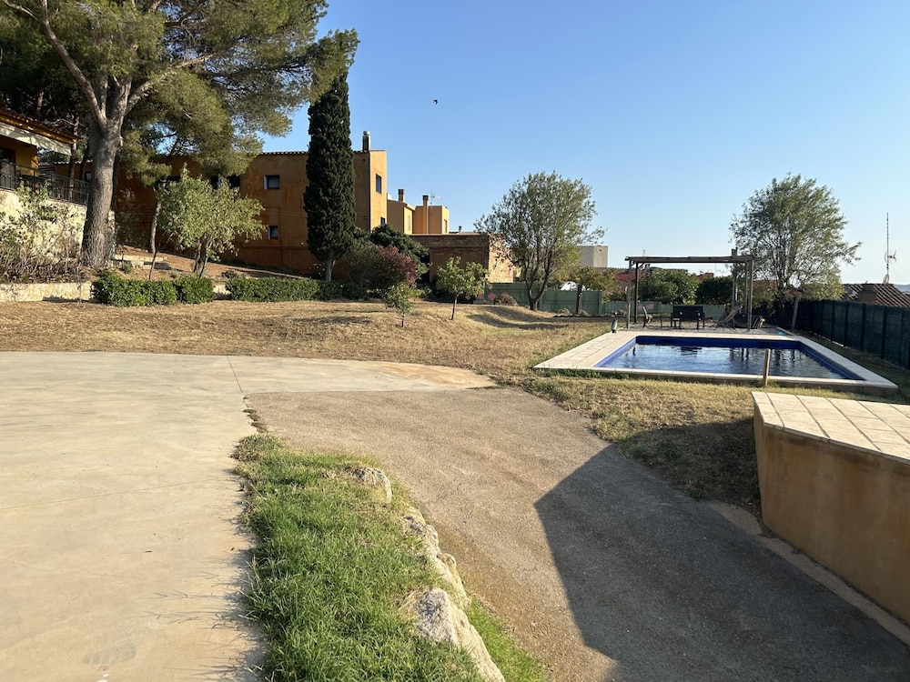 Casa amb Piscina i Jard a Palam s per 6 Persones
