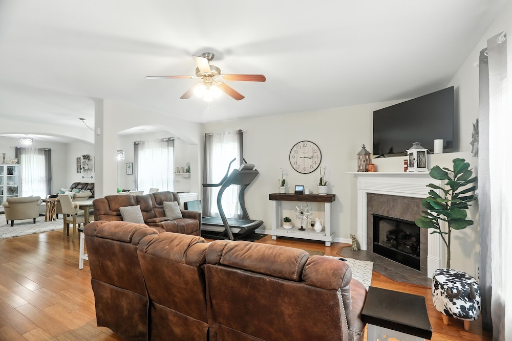 Lowcountry Luxury Near Palmetto Bluff 4 Bedroom Home
