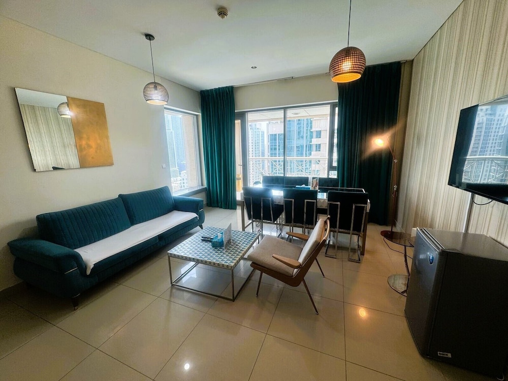 Bellavista-Splendid-2BR plus Maid-29BLVD