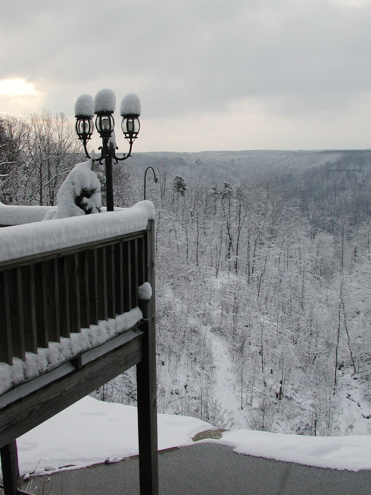 Monterey Vacations - Garden Inn Bed  Breakfast at Bee Rock - Property Image 25