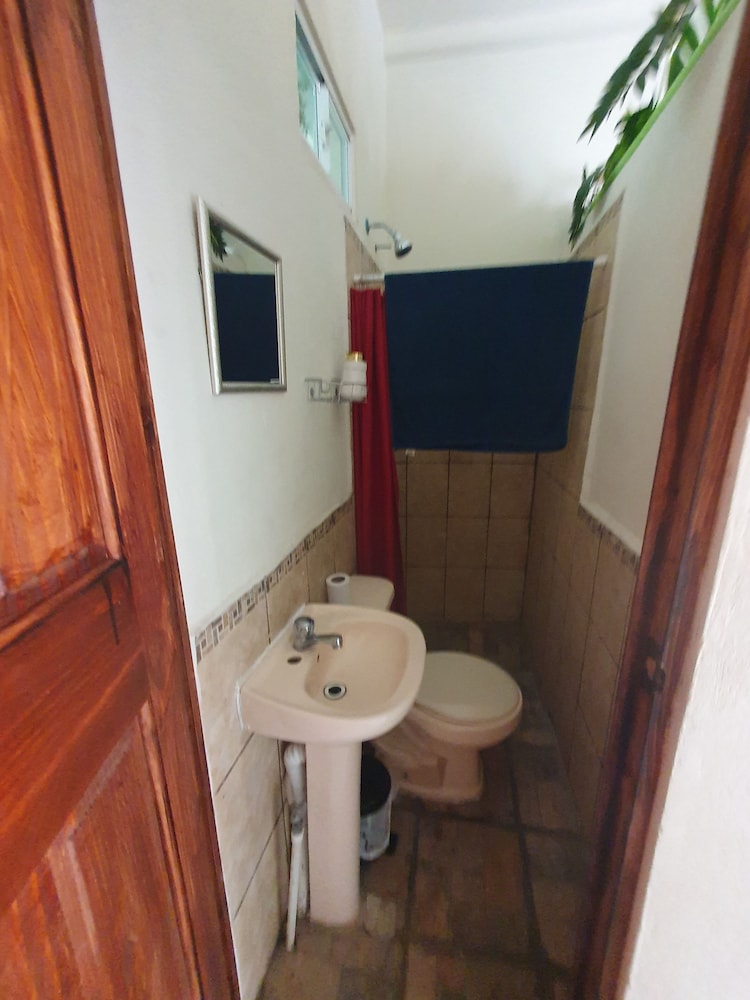 Zacatecoluca House