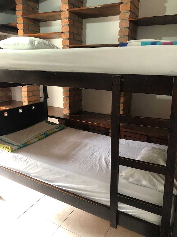 Memphis Hostal - Hostel