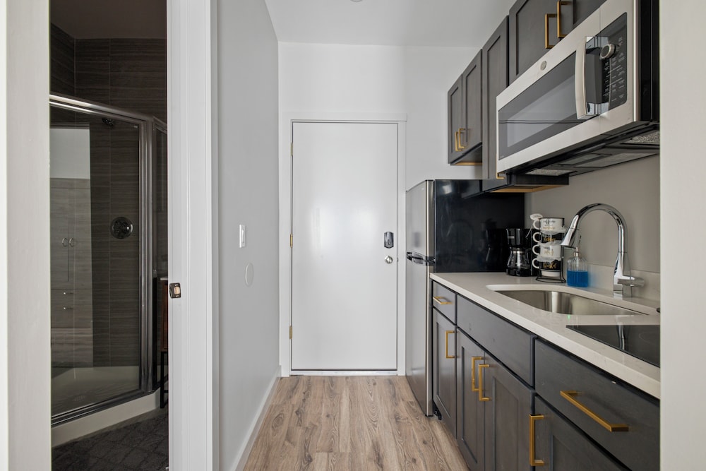 Cottage Suites