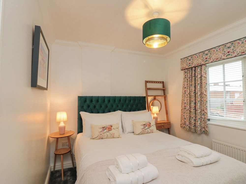 Little Nest Cottage