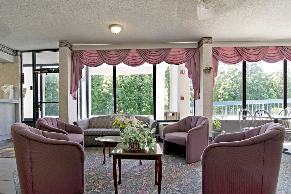 Americas Best Value Inn & Suites Clarksdale view 2