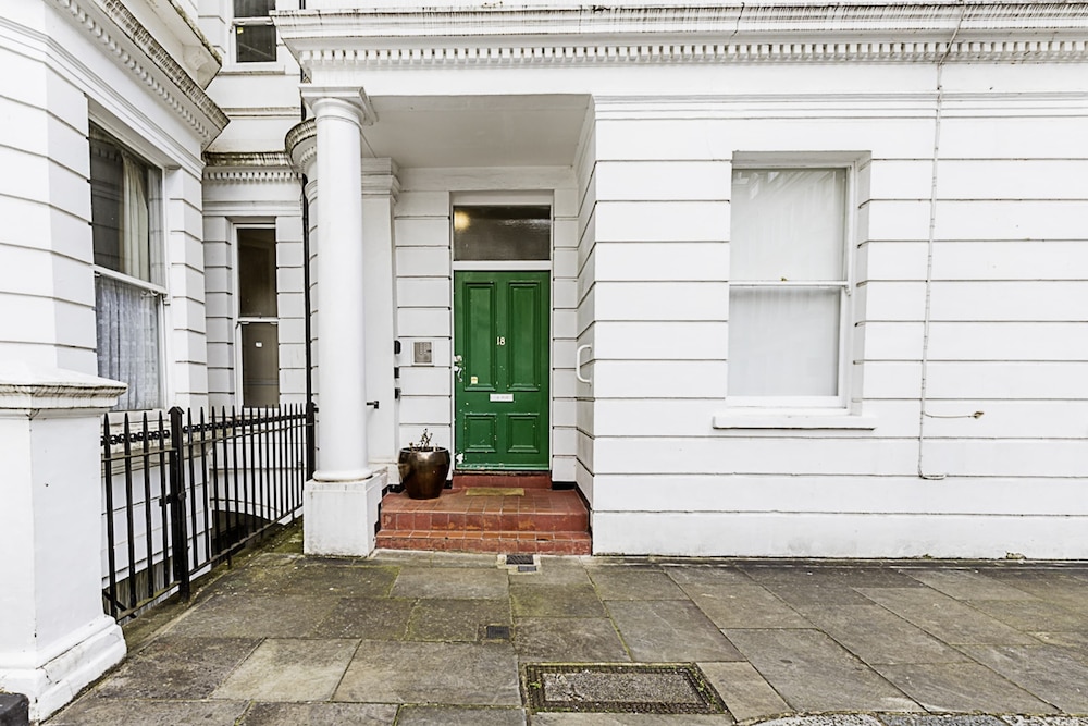 Notting Hill Charm Apartment