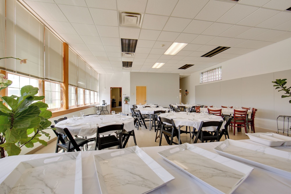 meeting & event spaces