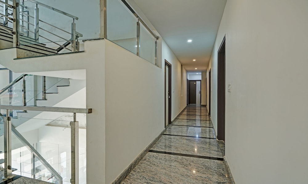 Itsy Hotels Vijaya Comforts, with BAR & restaurant view 4