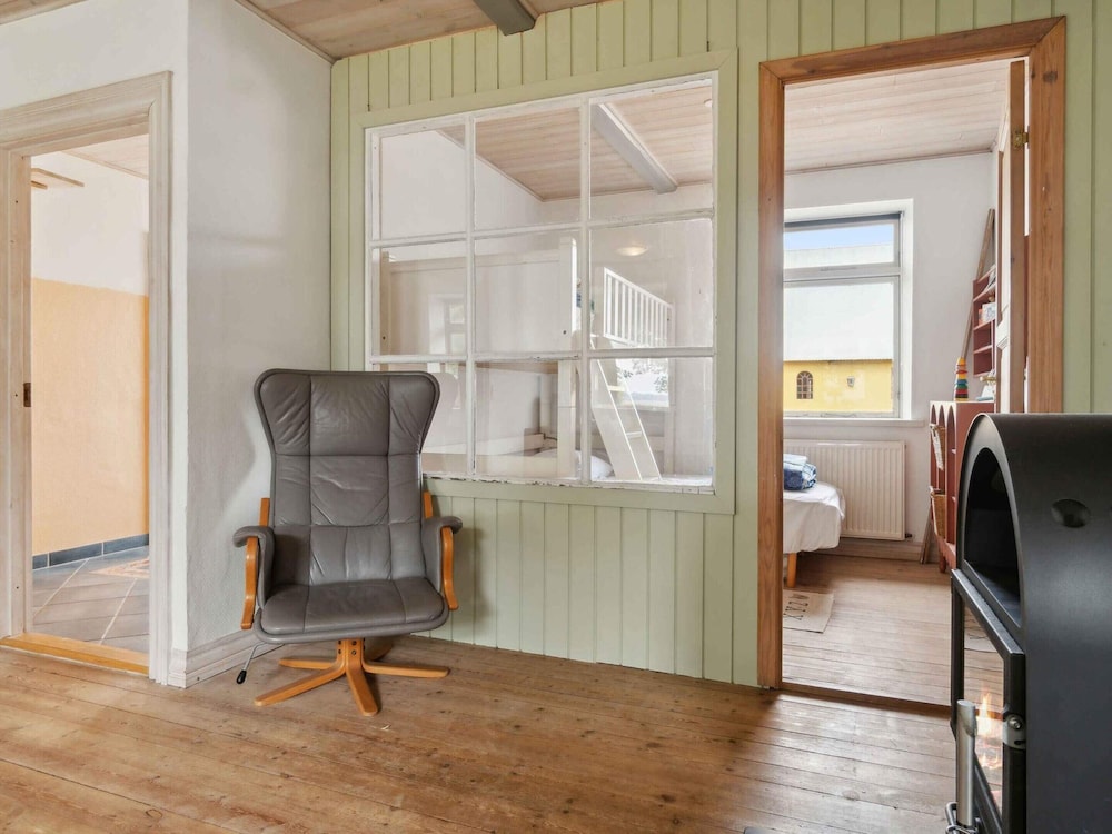 5 Star Holiday Home in Ronne