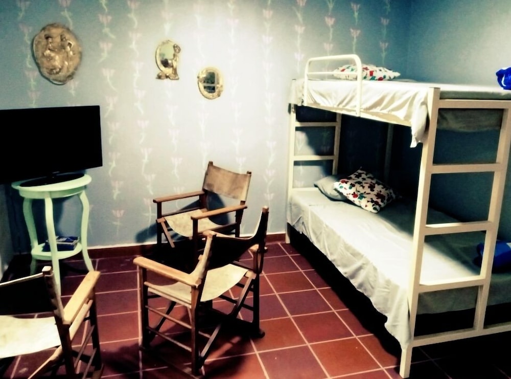 CPHHOSTAL