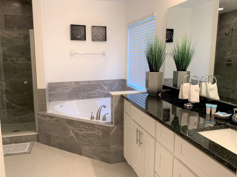 CozyKey Vacation Rentals