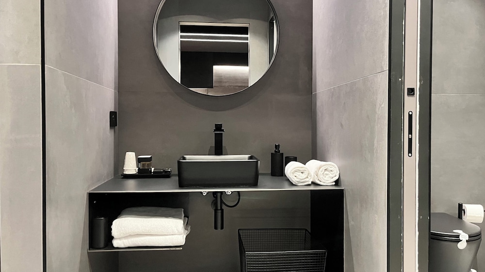Agarthi Suites
