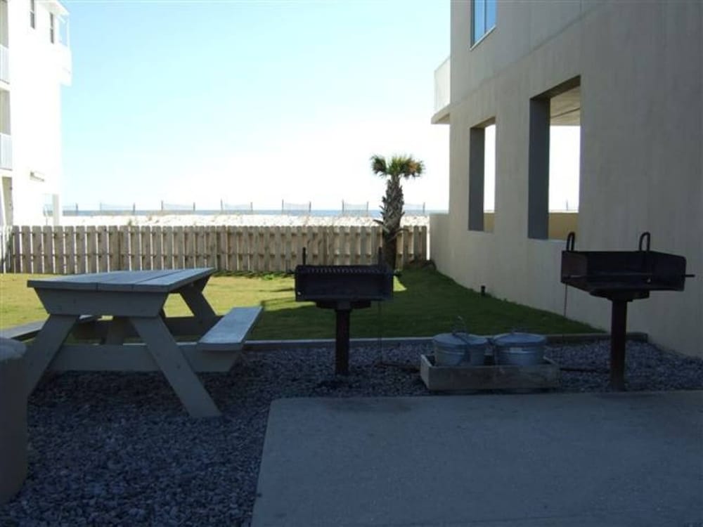 Crystal Shores Condominiums by ALBVR view 5