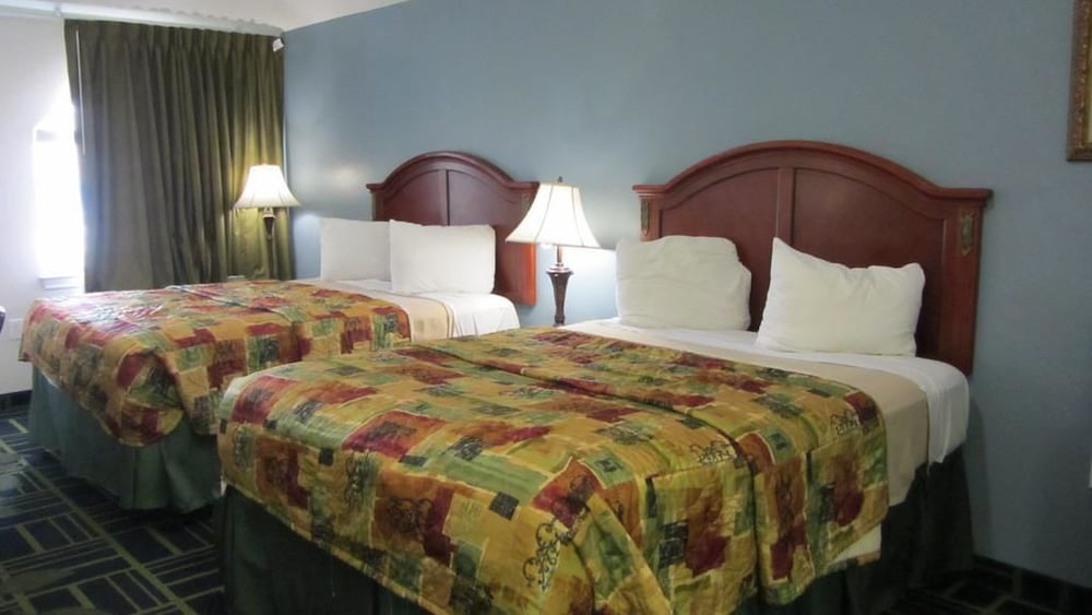 Regency Inn - Property Image 22