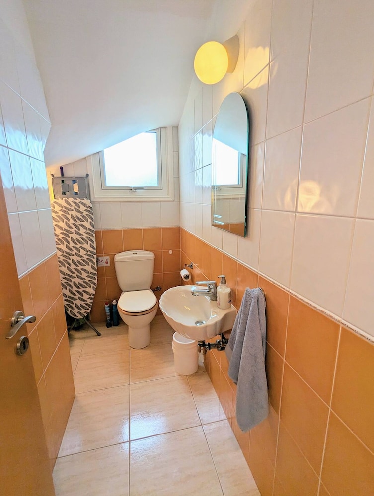 Blue Estia Villa - Pool Wifi Summer Breeze