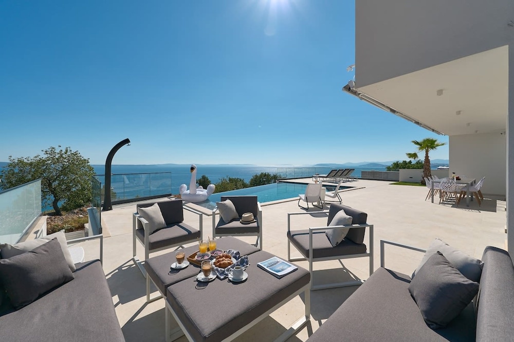 Villa Sunset - Luxury Adriatic Sea View Estate