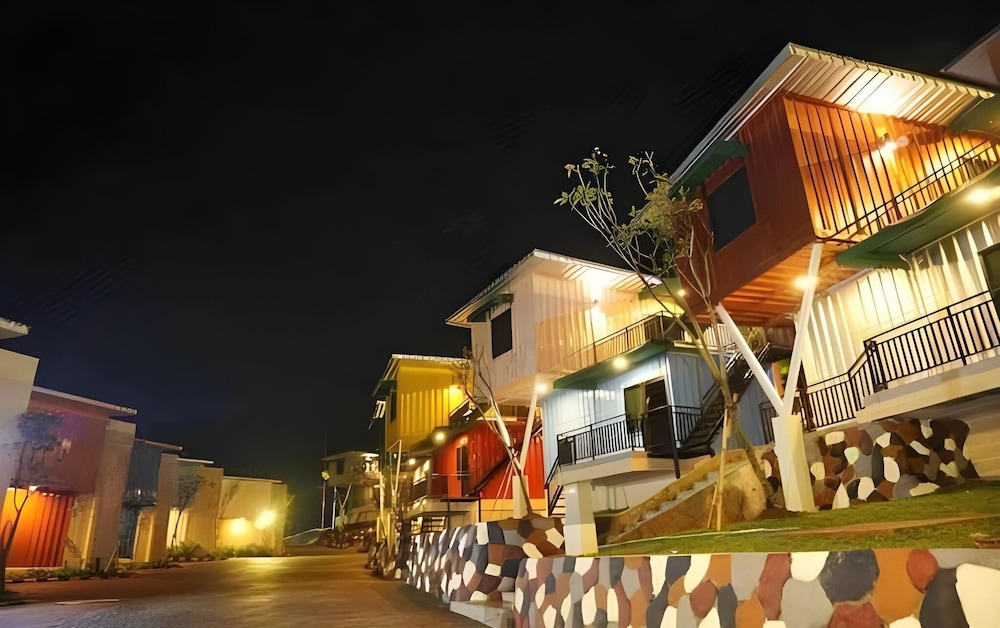JSI Resort
