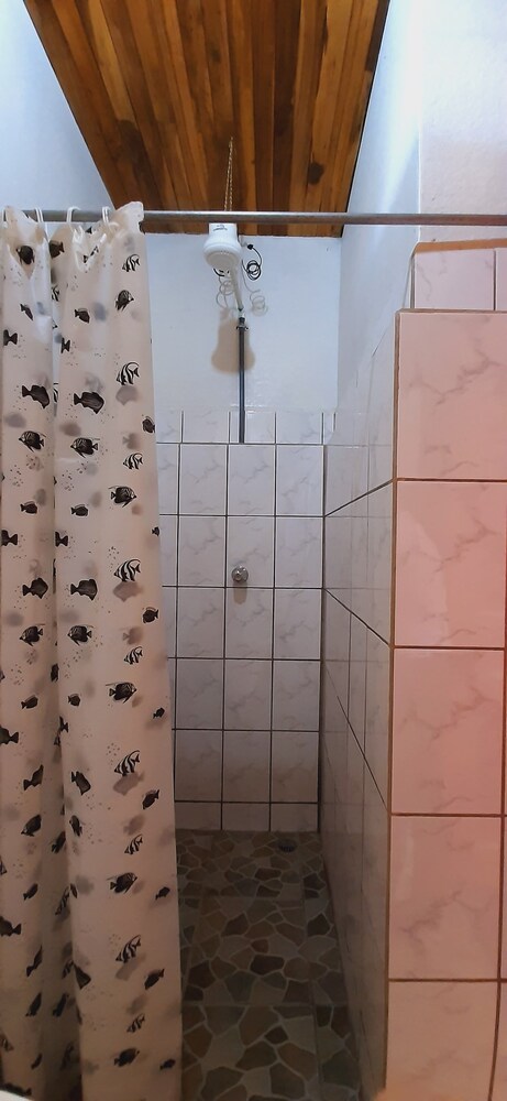 Photo 33