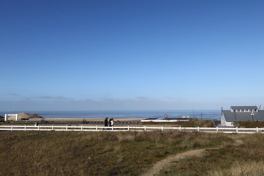Apartment in Het Zoute With Sea Views