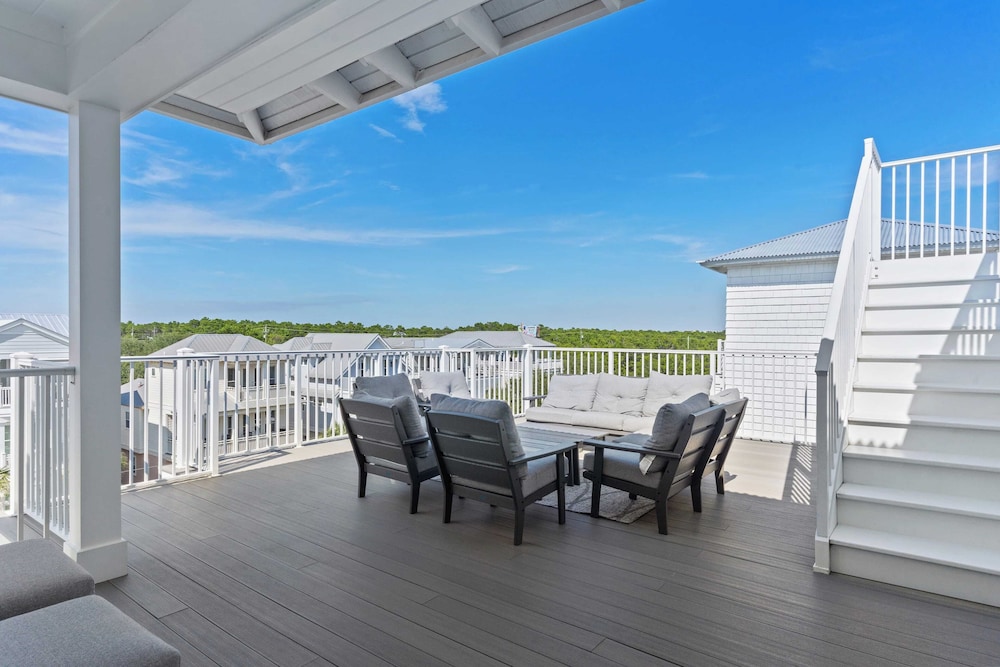 Sleeps 24 Beach Retreat w/ Pool, Rooftop Deck, Steps to Inlet Beach & Near Rosemary, Alys, Seacrest Dining & Shops The Palm 30A by Avantstay