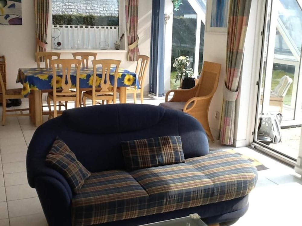 Bungalow for 6 People, Near the Beach