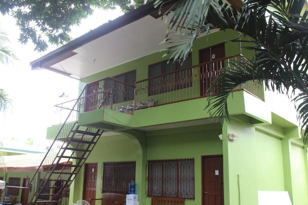 Coron Village Lodge