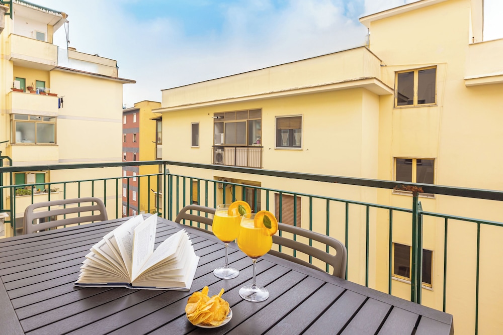 New Family 3 Bedrooms House In Sorrento
