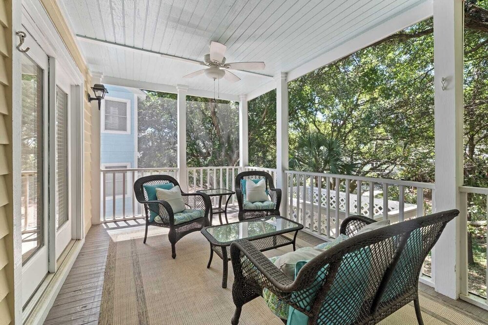 Steps to Beach & Pool Screened Porch Pelican Bay 45 at Wild Dunes Resort