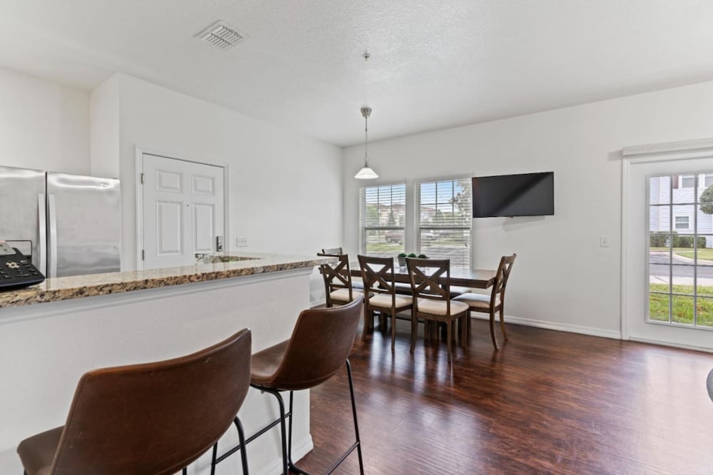 Amazing 4bdr few Miles From Disney - 3210