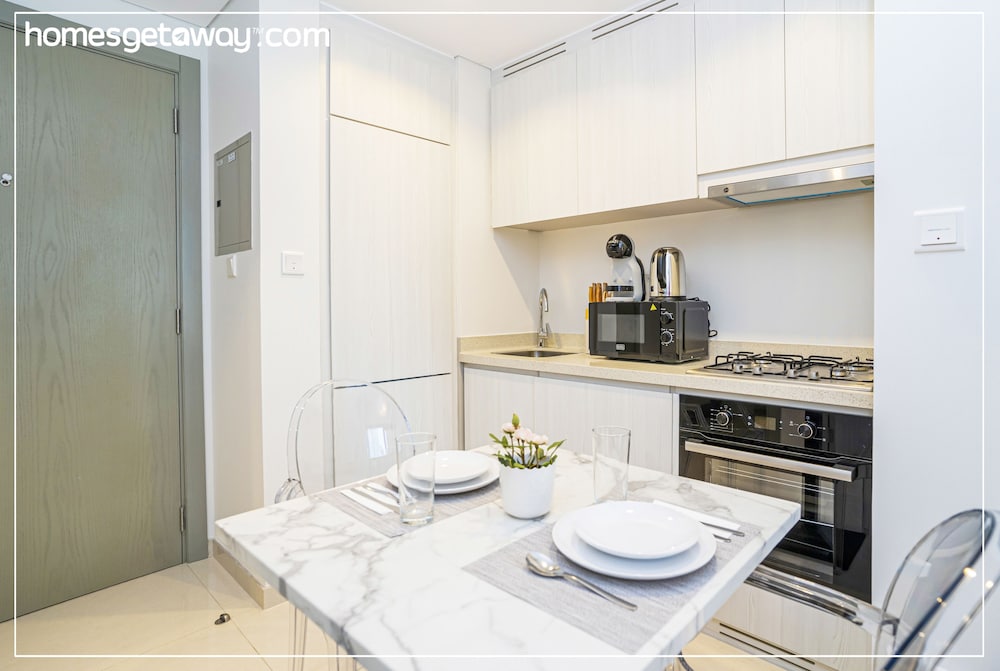 HomesGetaway - Cozy 1BR in Zada Tower