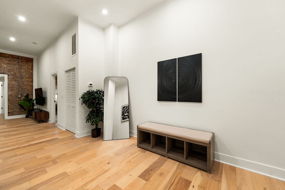 New West Town Listing