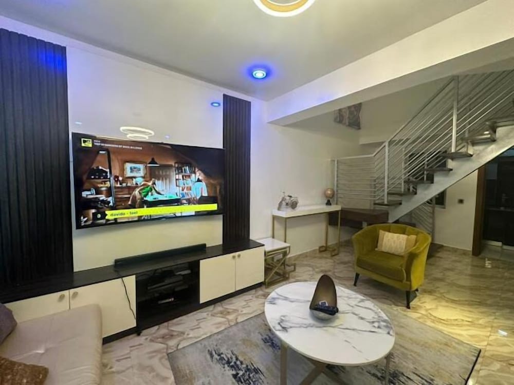 Blue Bell Suites and Apartments