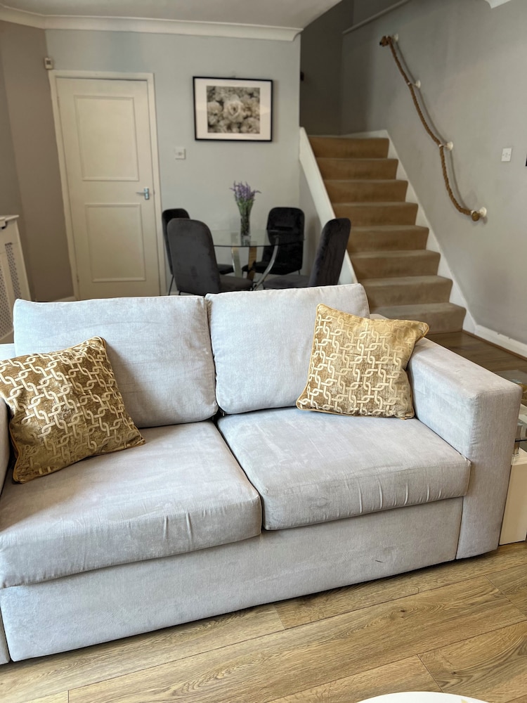 Kensington Private House- Walk to stores and tube-PRIVATE entrance- In Central London
