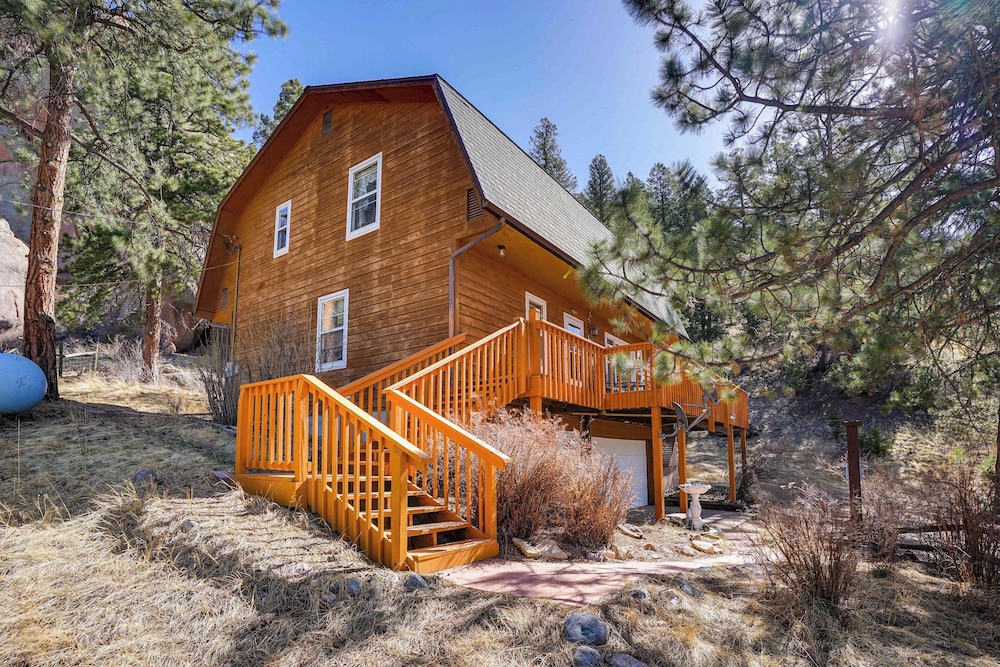 'dragons Roost' Cabin w/ Sangre de Cristo Views! view 3