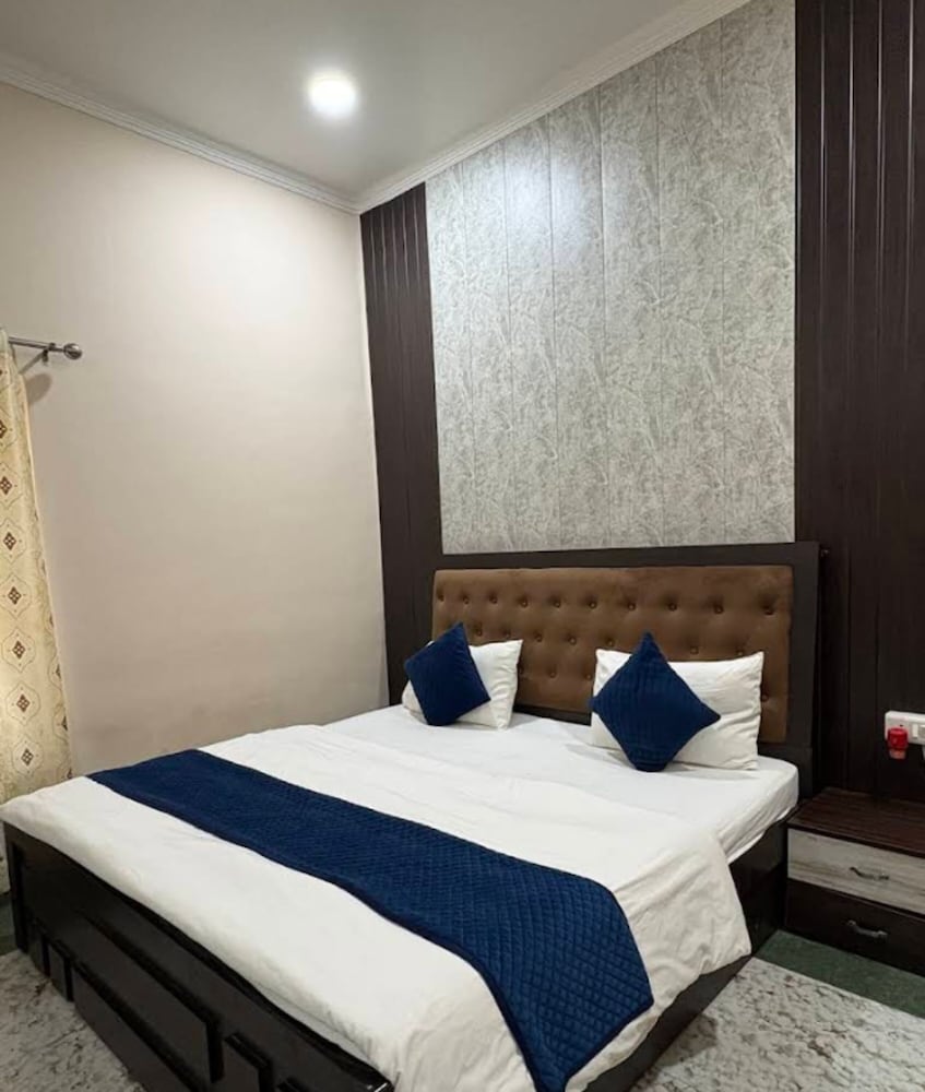 Hotel Indra Palace Jaunpur