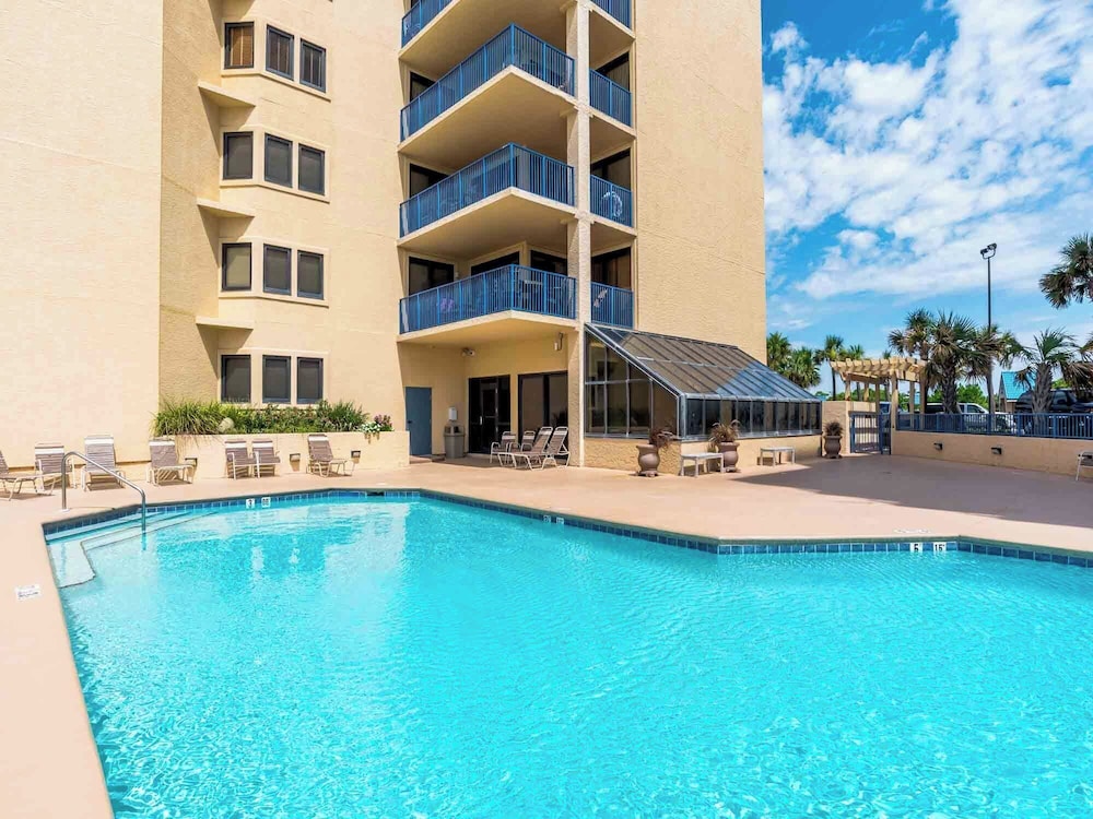 Four Seasons #701E by Southern Vacation Rentals