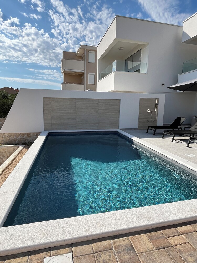 Villa Nova Excellence II view 2