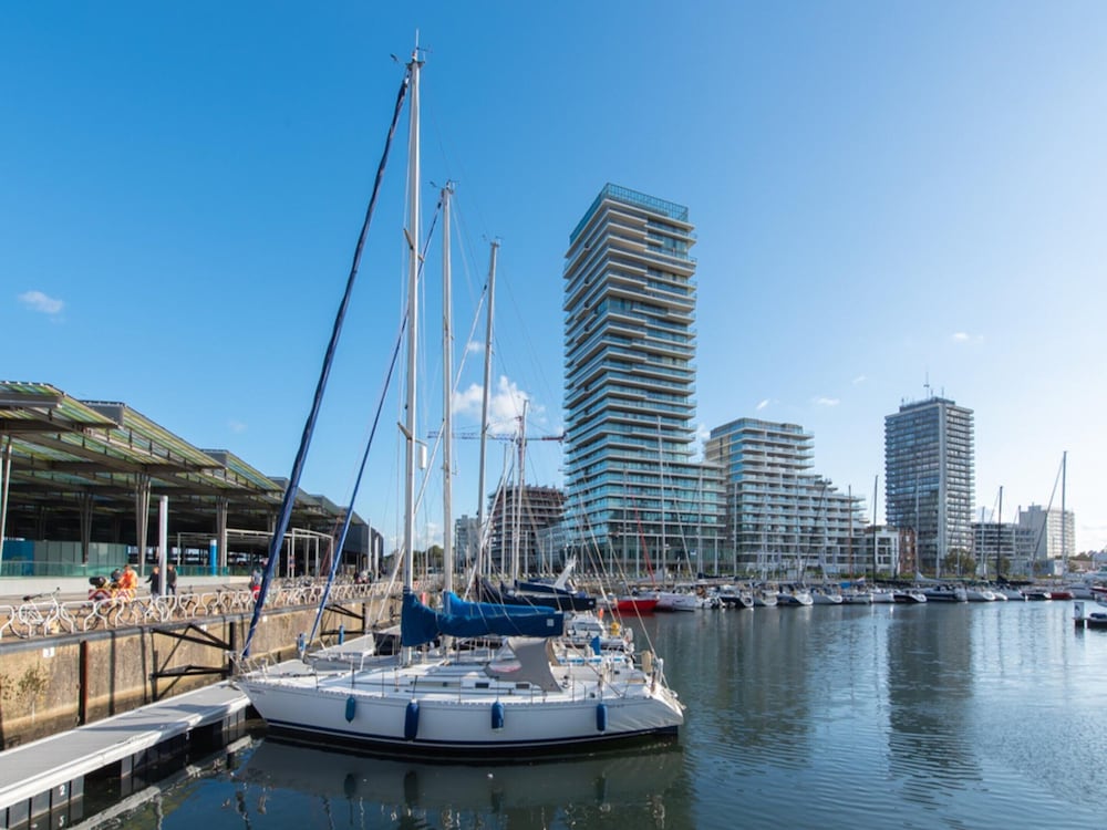 Central Apartment in Ostend Near Beach