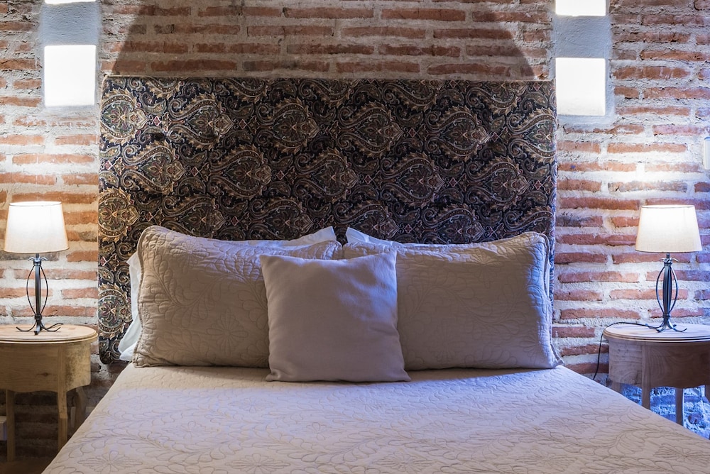 Casa de los Reyes by Nomad Guru view 4