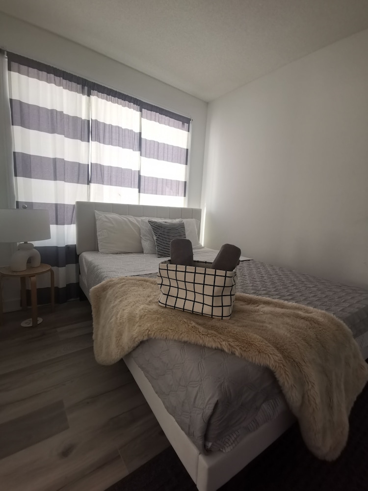 Barrie Comfort Lodging