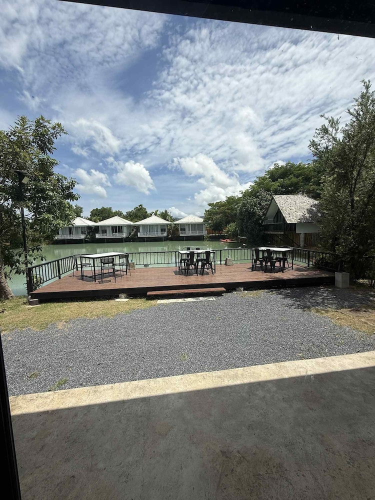 The wide view resort cafe