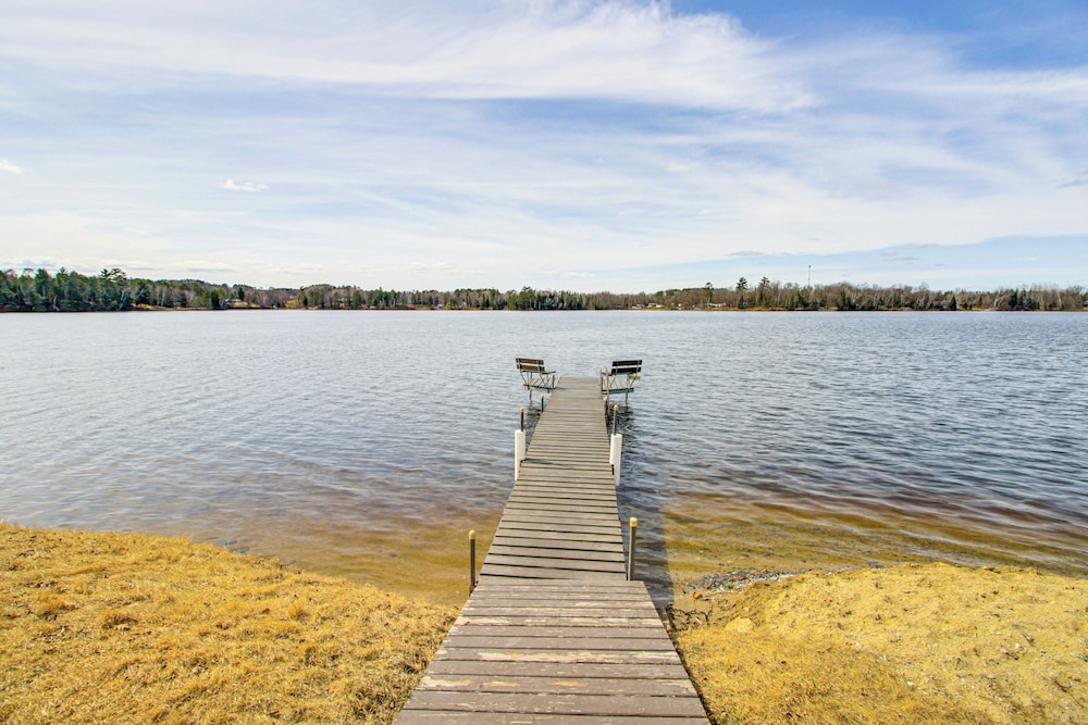 Boat Dock & Launch: Family Cabin on Prairie Lake!