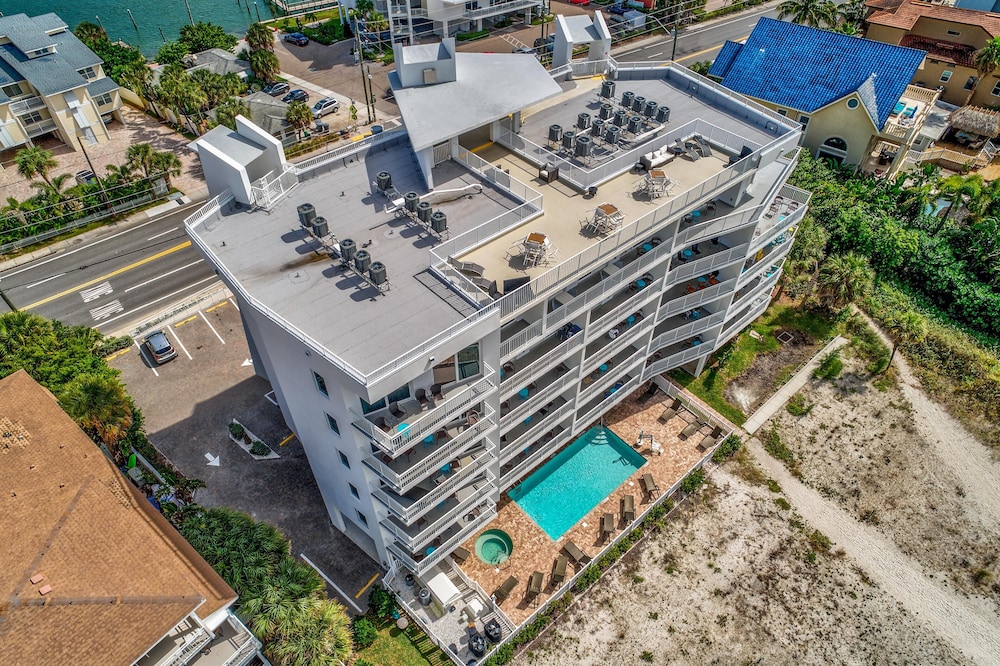 Oceana 202 West