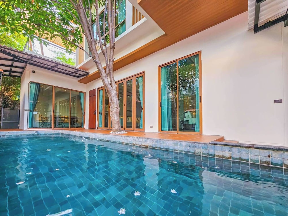 Serava Pet-Friendly Pool Villa Huahin
