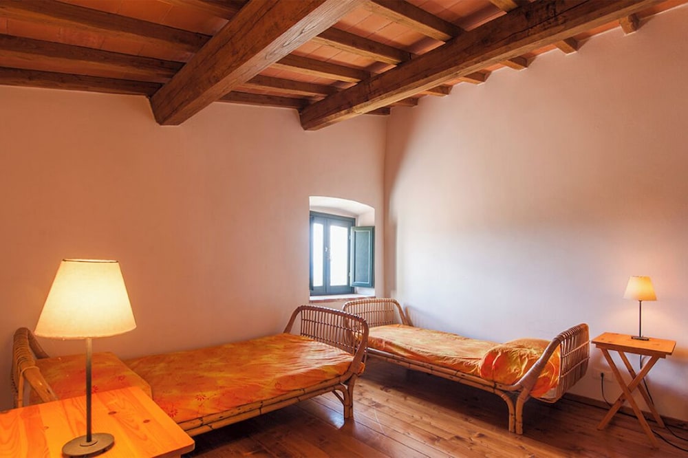 Fattoria Javello Agriturismo La Casaccia