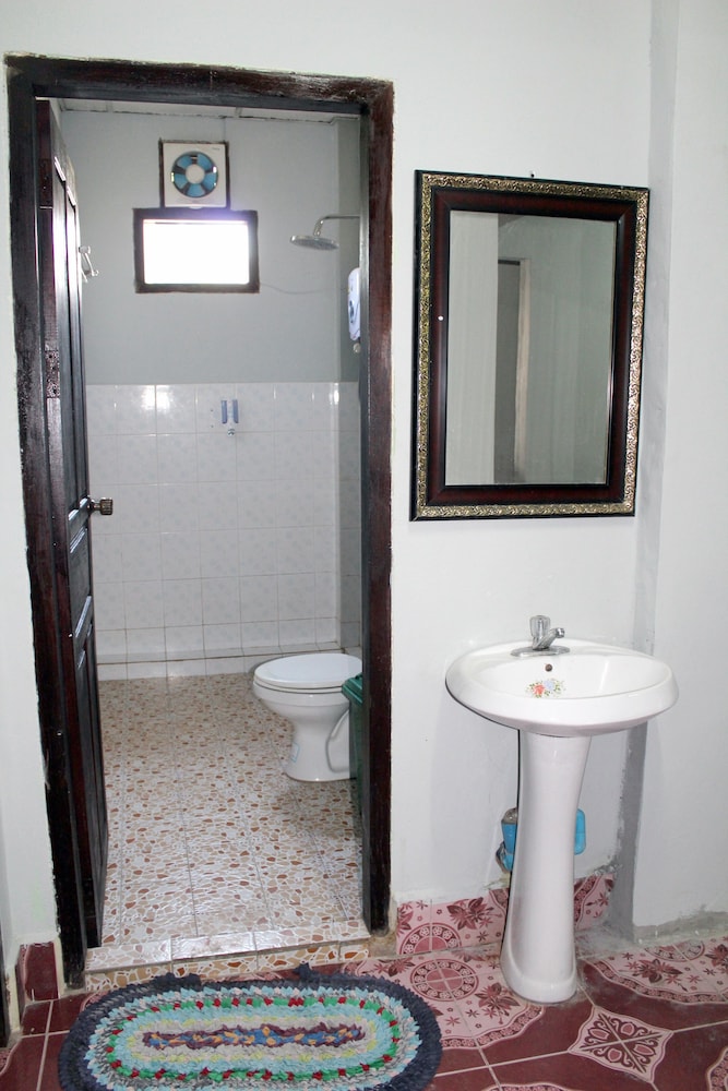 Aham Backpackers Hostel - Adults Only