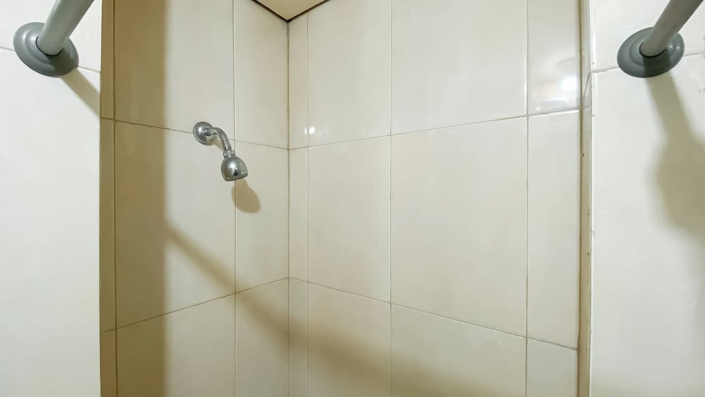 Cozy and Minimalist Studio Apartment Mangga Dua