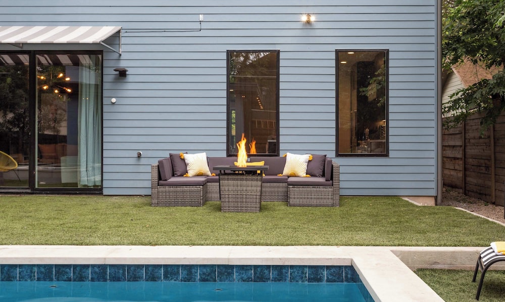 Upstay: Luxe Pool Retreat7 Min to Rainey St