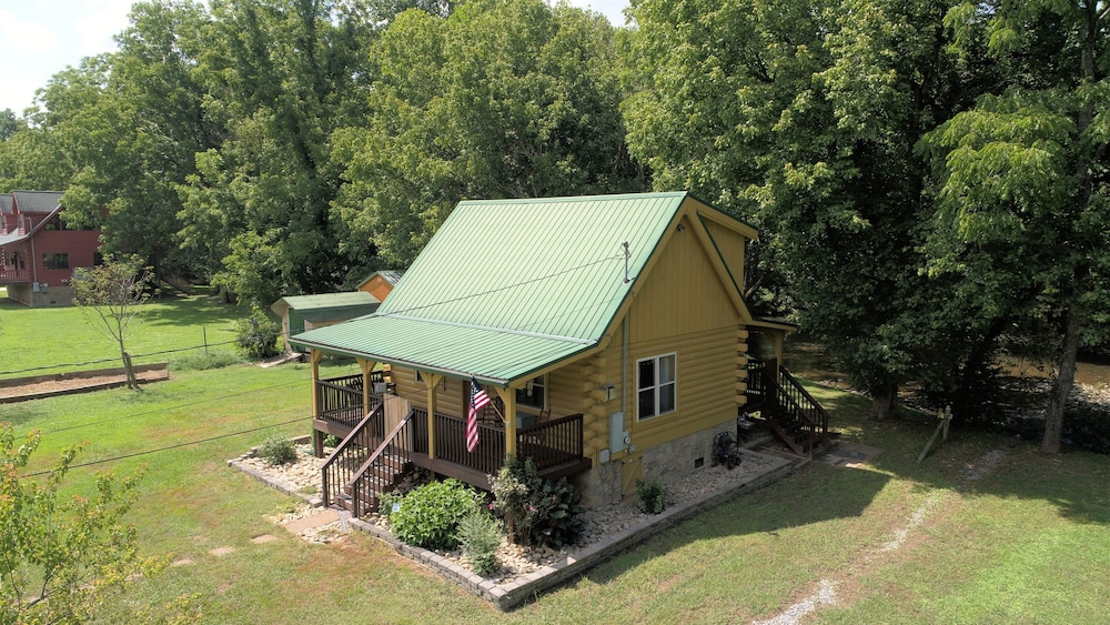 Yellow Cabin On The River 2 Bedroom Cabin by RedAwning view 3
