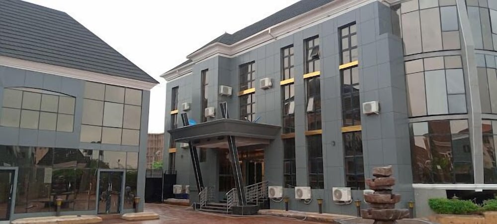 One World Luxury Hotel